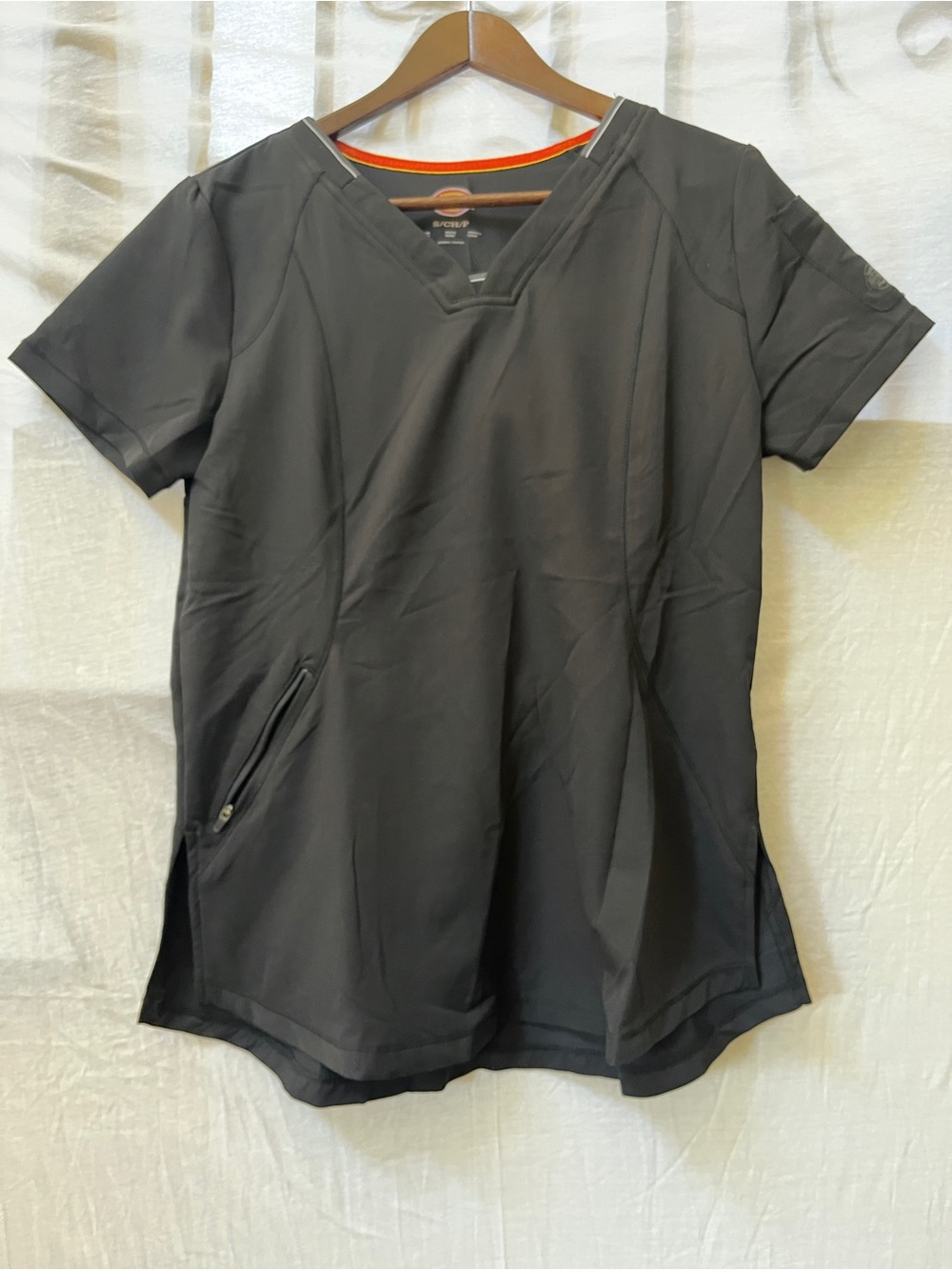 Dickies Women's Black V-Neck Scrub medical aesthetician work Top Sz Small